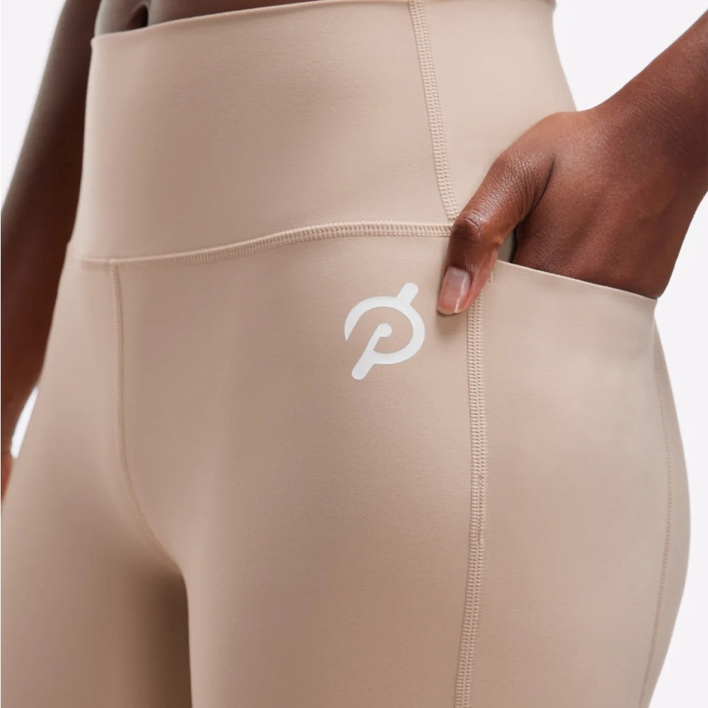 Peloton High-Waisted Leggings Taupe - Picture 4 of 5
